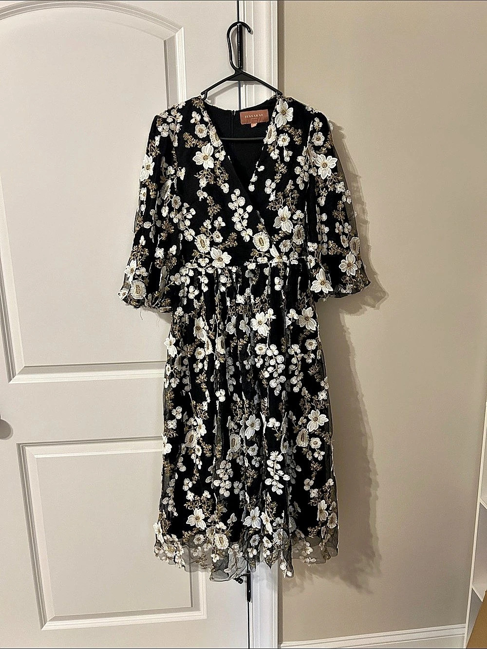 Jessakae Floral Midi Dress Size XS Like New